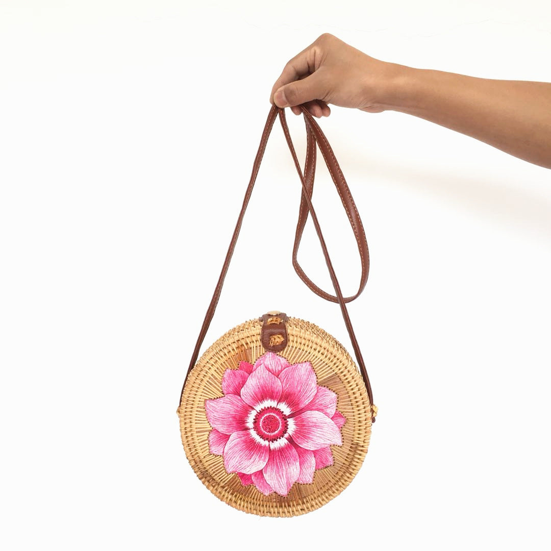 Rattan Bag Vietnamese Handmade Pattern Straw Bag Summer Beach Bag Round Women's Shoulder Bag Messenger Bag - BsBuy