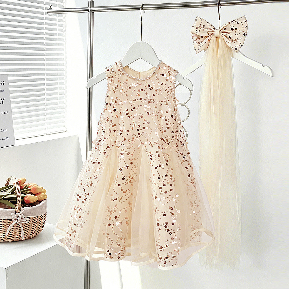 Chic Kids Dress with Rhinestones, Sleeveless Heart Neckline, A-Line, Party Dress for Girls, Includes Hair Clip - BsBuy