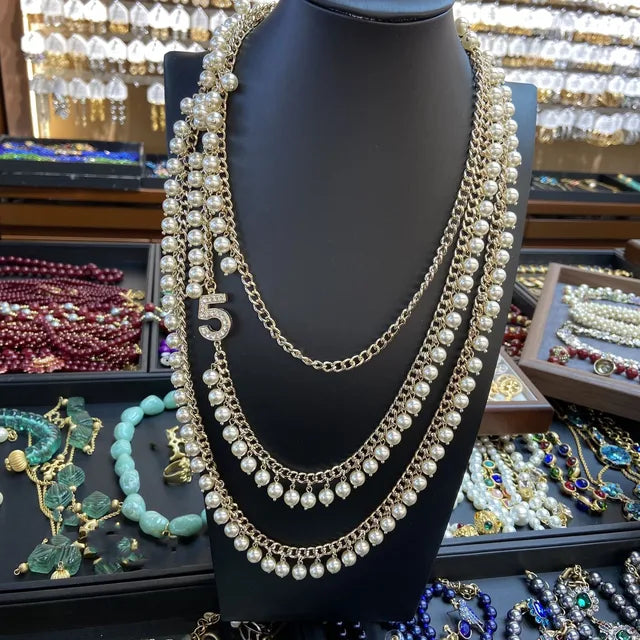 Lucky Number 5 Triple-Layer Pearl & Diamond Necklace — Copper O-Chain Geometric Pendant | Light Luxury
